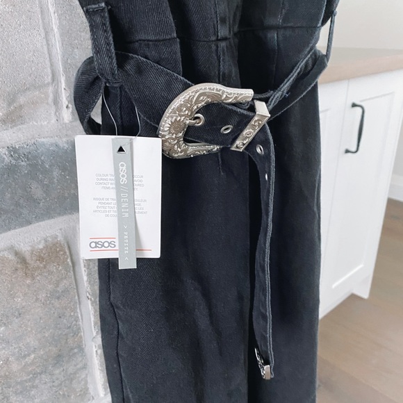ASOS DESIGN Denim Plunge Jumpsuit & Western Belt - Picture 5 of 11